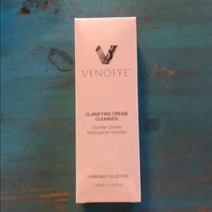 venofye clarifying cream cleanser